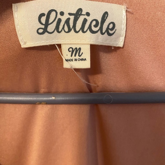 Carefree Listicle Dress - Picture 5 of 6